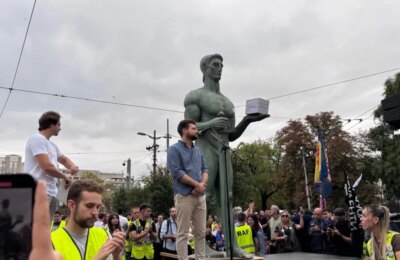 Karović (Studentska lista): Postoje ozbiljne indicije da je iz Poštanske štedionice pokušano da se iznese jedna ogromna količina novca, obavešteni NBS i tužilaštvo