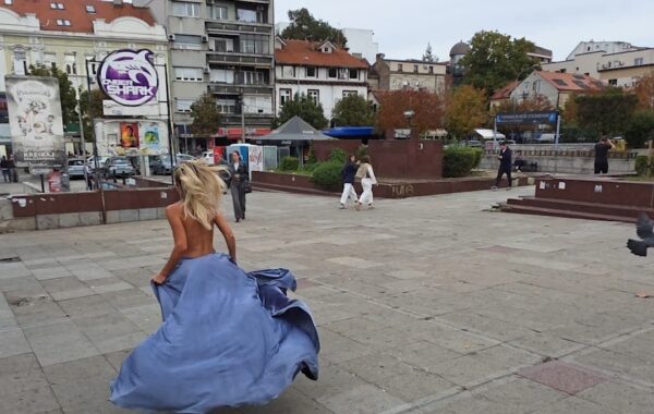 Ko je misteriozna žena koja danima trči ulicama prestonice? | Srpska dijaspora
