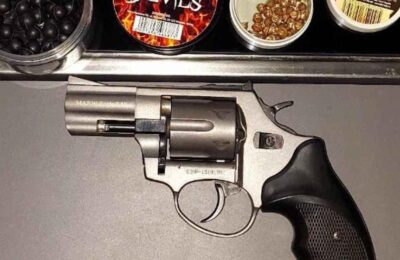 Kod Poljaka na izlazu iz Srbije pronađen revolver sa stotinak komada municije