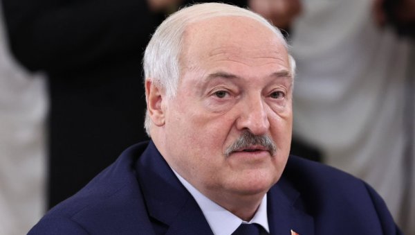 БИЋЕ ИМ БАШ ЛЕПО Лукашенко послао поруку индустрији: Они који се понашају недисциплиновано биће прослеђени министру одбране