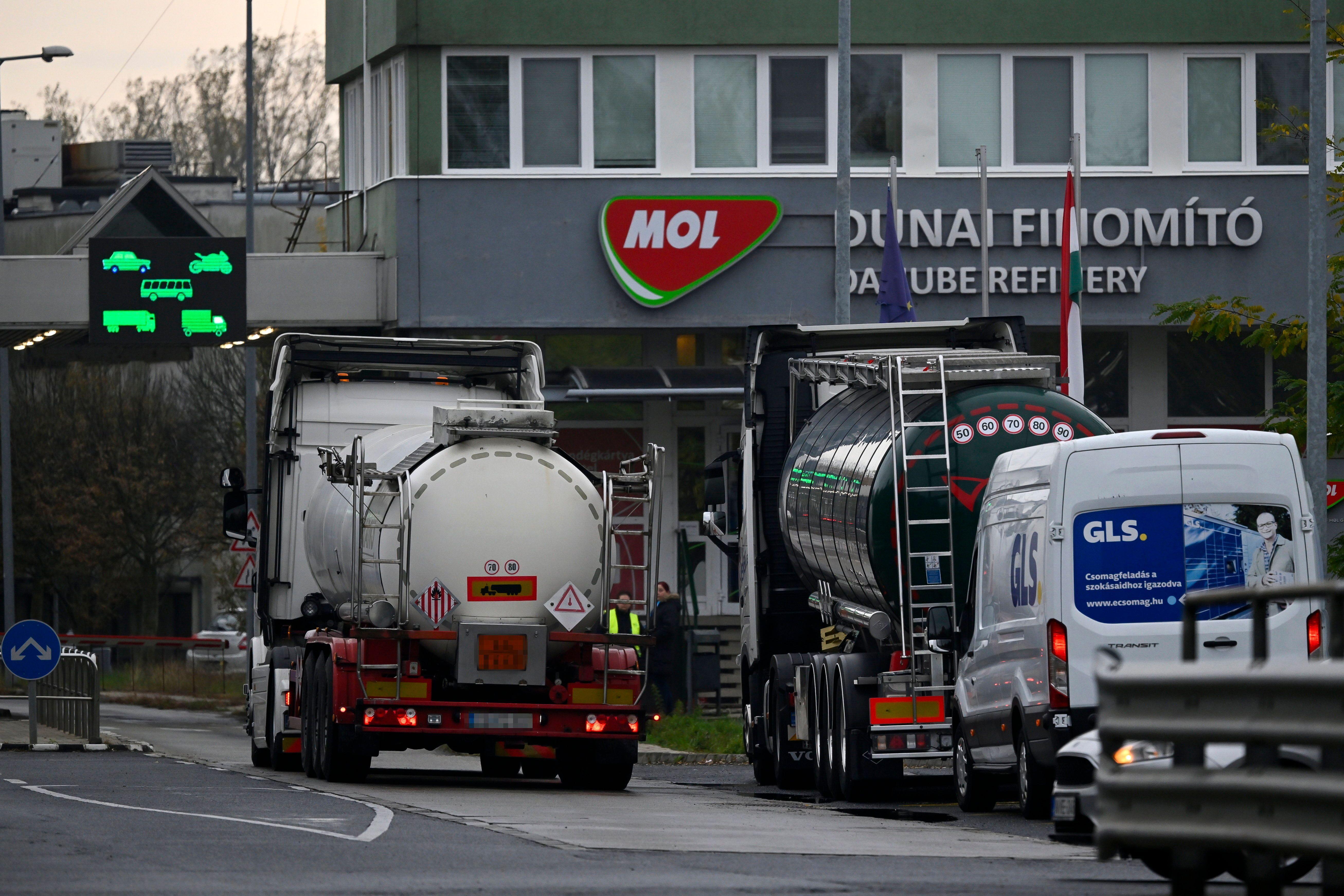 MOL, mađarski mol