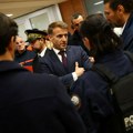 Makron: Pucnjava kod Pariza teroristički čin, jedna osoba ubijena, pet ranjeno