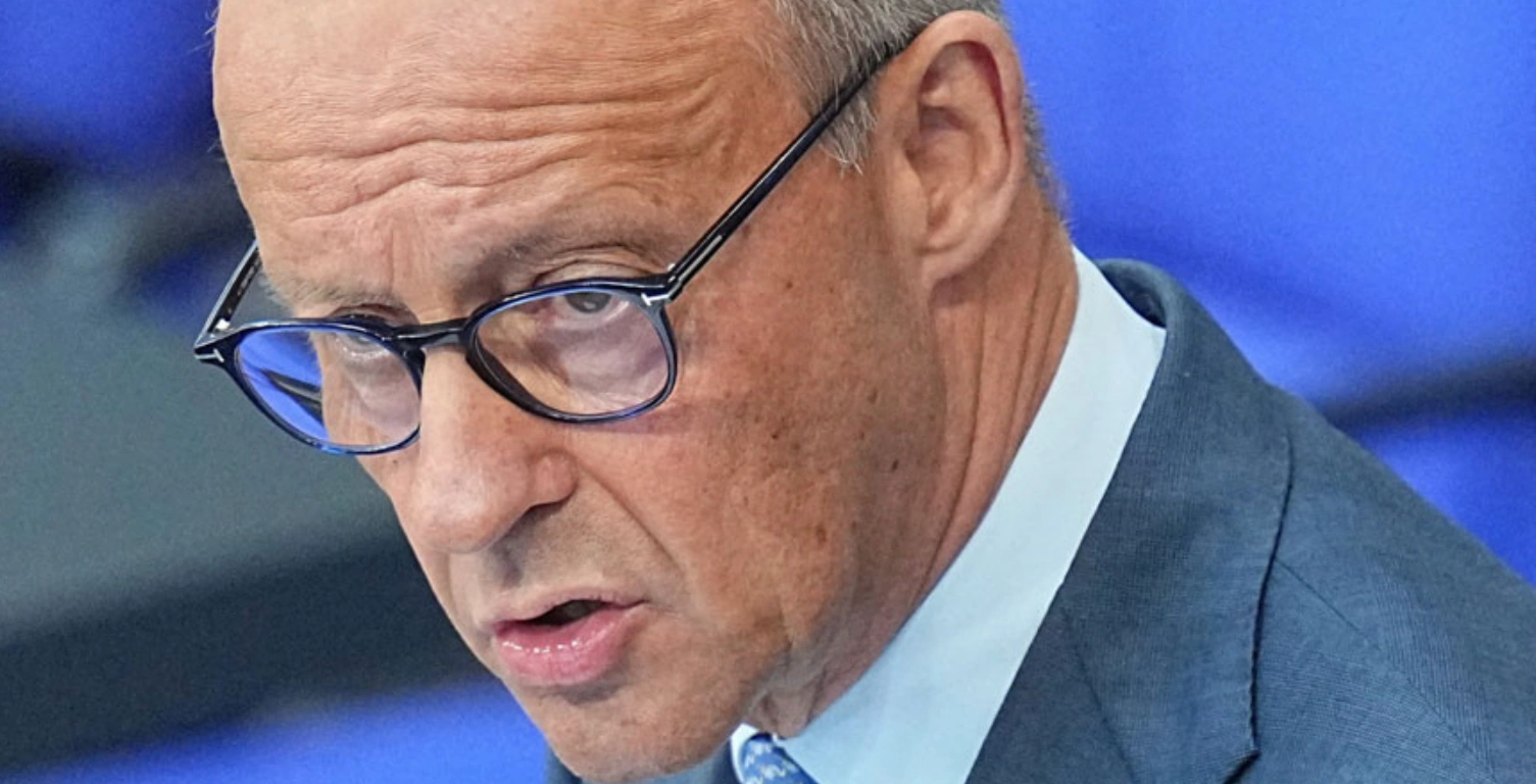 merc-cestita-studentskoj-listi,-dok-njegova-partija-gura-nemacku-u-ekonomsku-propast merc-cestita-studentskoj-listi,-dok-njegova-partija-gura-nemacku-u-ekonomsku-propast