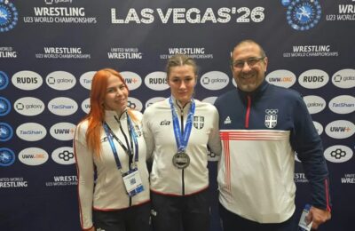 NAŠA RVAČICA OSVOJILA SREBRO U LAS VEGASU: Evelin ispisala istoriju ženskog rvanja u Srbiji!