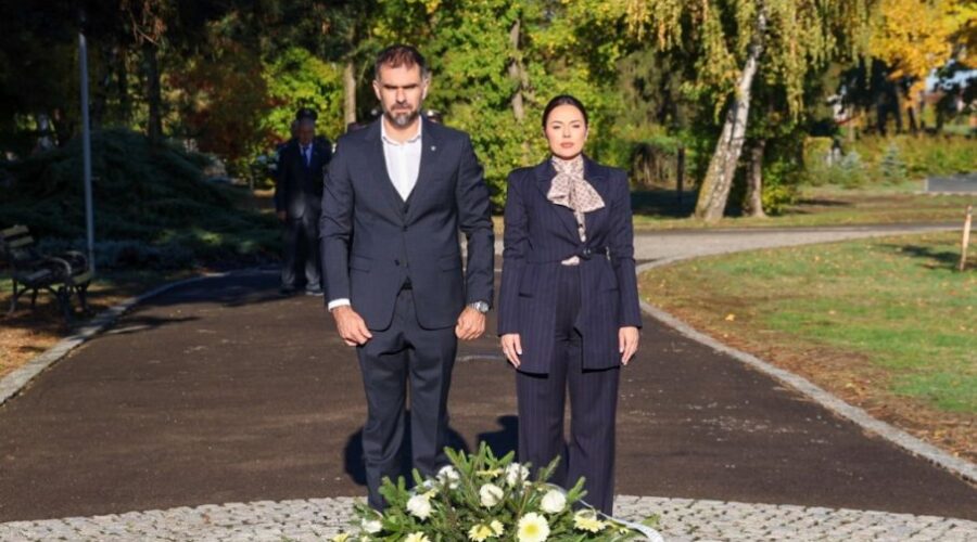 NIKAD SE NE ZABORAVLjA  23. OKTOBAR: U Novom Sadu obeležen Dan oslobođenja: