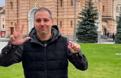 NISU USPELI DA GA SPREČE: Milošu iz Beograda bez znanja promenili biračko mesto, a on seo za volan, otišao u Banjaluku i glasao! (VIDEO)