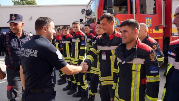 МУП УПОЗОРАВА НА РИЗИКЕ ОД ПОЖАРА ТОКОМ ГРЕЈНЕ СЕЗОНЕ: На ове ствари посебно обратите пажњу МУП УПОЗОРАВА НА РИЗИКЕ ОД ПОЖАРА ТОКОМ ГРЕЈНЕ СЕЗОНЕ: На ове ствари посебно обратите пажњу
