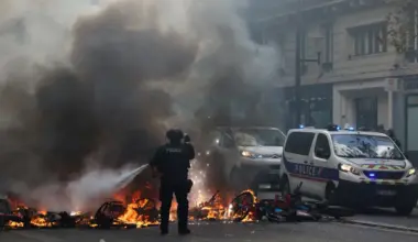 Na protestima u Francuskoj privedeno 1.314 osoba, 53 povređena policajca