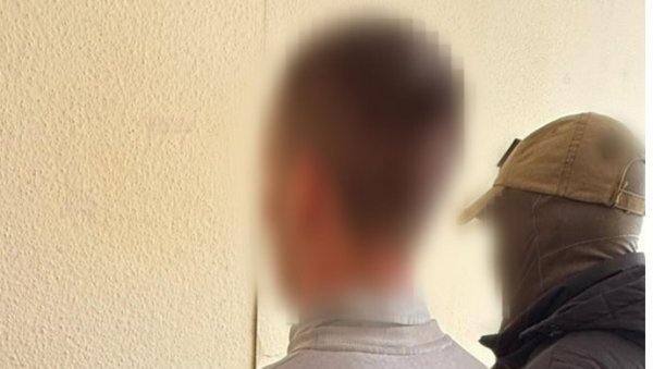 УХАПШЕН ТИНЕЈЏЕР У УКРАЈИНИ: Намеравао да активира 148 Старлинк” терминала за Русе УХАПШЕН ТИНЕЈЏЕР У УКРАЈИНИ: Намеравао да активира 148 Старлинк” терминала за Русе