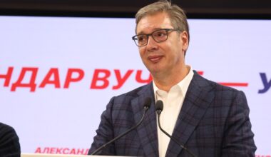 Naša struktura je veoma čvrsta iako znam da je mnogim ljudima sada teško” Vučićeve poruke nakon pobede Studentske liste: “Naučili smo da budemo u opoziciji, ponosan sam na sve što je SNS uradio