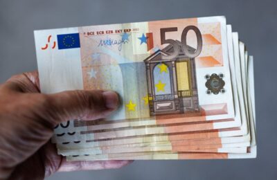 Novčani horoskop za novembar: Ovnovima ponuda koja se ne odbija, Devicama dodatni posao | Srpska dijaspora