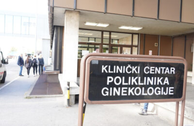 Obrušio se plafon u GAK Višegradska, iz KCS tvrde da nijedna beba, porodilja ni zaposleni nisu povređeni