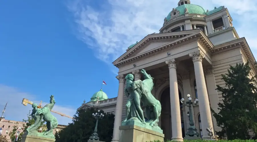 Od izborne pobede do Nemanjine 11: Procedura i rokovi za formiranje Skupštine i Vlade Srbije