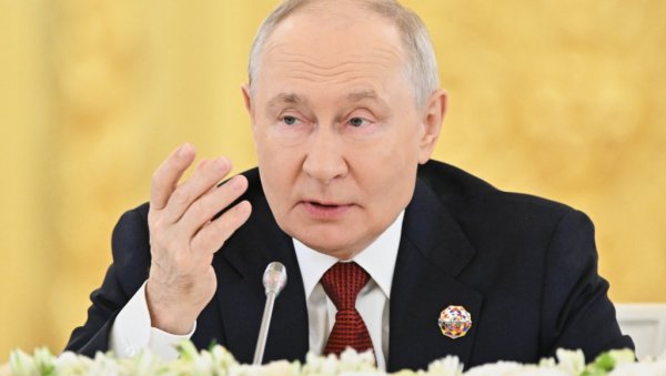 РАЗОРИЛИ СТЕ ЛИБИЈУ: Путин оптужио Запад РАЗОРИЛИ СТЕ ЛИБИЈУ: Путин оптужио Запад
