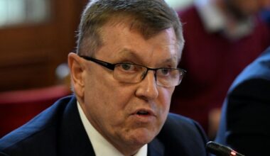 PAO JOŠ JEDAN ORBANOV SARADNIK: Uhapšen bivši guverner Centralne banke Mađarske!
