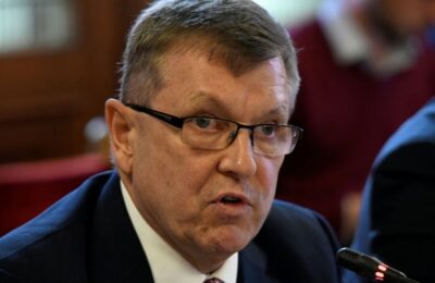 PAO JOŠ JEDAN ORBANOV SARADNIK: Uhapšen bivši guverner Centralne banke Mađarske!