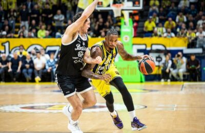PARTIZAN PORAŽEN U ISTANBULU: Crno-beli blistali na poluvremenu, pa pali u nastavku, brine i povreda Džekirija! (VIDEO)