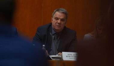 PET ZAHTEVA I ROK DO 2. NOVEMBRA: Savet roditelja Devete beogradske gimnazije postavio ultimatum Dejanu Vuku Stankoviću!