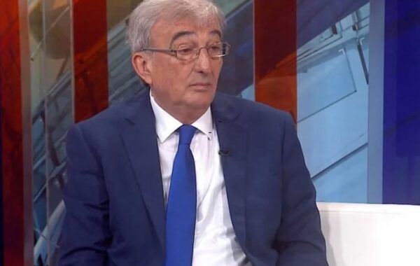 PROFESOR ČUPIĆ O VUČIĆEVOM SKUPU U NOVOM SADU : „Ako je ovo sve što je okupio, nema mu izlaza“!