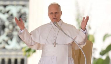 Papa krenuo na terapije, čekaju se konačni rezultati biopsije