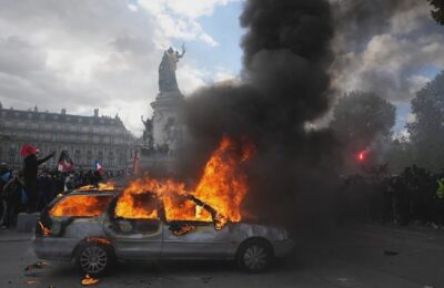 Pariska tužiteljka: Oko 300 uhapšenih na protestima izvedeno pred sudiju