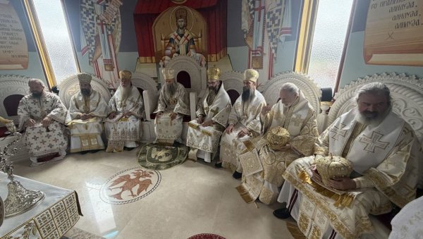 ВАЖНА ПОРУКА ПАТРИЈАРХА ПОРФИРИЈА У АУСТРАЛИЈИ: Срби овде нису странци