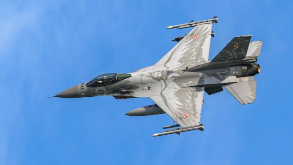 ЛОВЦИ ПОЛЕТЕЛИ, РАДАРИ СКЕНИРАЈУ НЕБО: Пољска реаговала на руске ударе тик уз своју границу