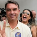 Posle izbornog poraza: Flavio Bolsonaro sa porodicom iz Argentine otputovao u Ekvador