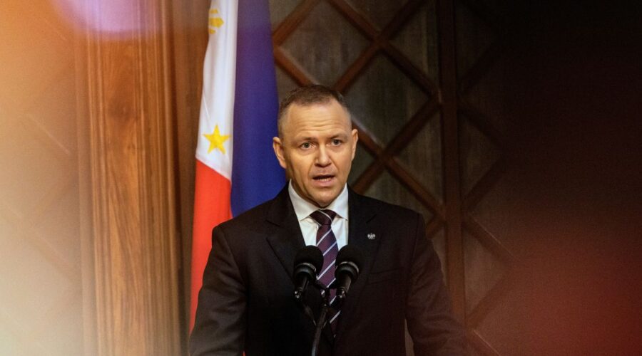Potpuni haos u Varšavi! Predsednik Poljske se hitno vraća iz inostranstva zbog vanredne situacije