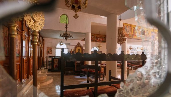 БРОЈ ЖРТАВА НАПАДА У ПРАВОСЛАВНОЈ ЦРКВИ У ЈОРДАНУ РАСТЕ: Потврђено 9 мртвих, скоро 40 рањено, неколико се бори за живот (ФОТО) БРОЈ ЖРТАВА НАПАДА У ПРАВОСЛАВНОЈ ЦРКВИ У ЈОРДАНУ РАСТЕ: Потврђено 9 мртвих, скоро 40 рањено, неколико се бори за живот (ФОТО)