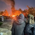 Požar u Ćacilendu, gore dva automobila