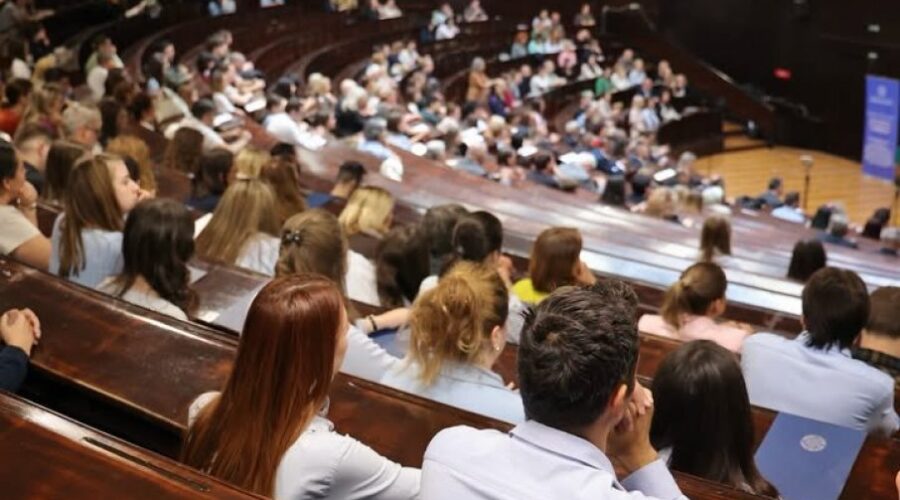 Predaja dokumenta za studnetske kredite i stipendije do kraja oktobra