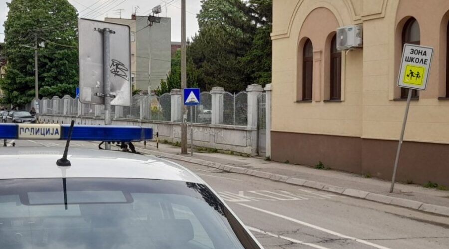 Prijavljeno da su eksplozivne naprave postavljene u dve škole u Lebanu