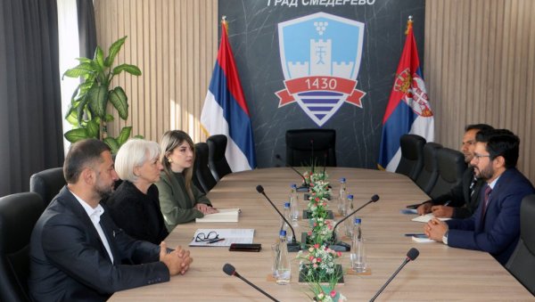 АМБАСАДОР ИНДИЈЕ У СМЕДЕРЕВУ: Прилика за јачање пријатељских односа и сарадње АМБАСАДОР ИНДИЈЕ У СМЕДЕРЕВУ: Прилика за јачање пријатељских односа и сарадње