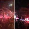Pristalice "Studentske liste" slave u Novom Sadu: Pogledajte atmosferu na ulicama (foto)