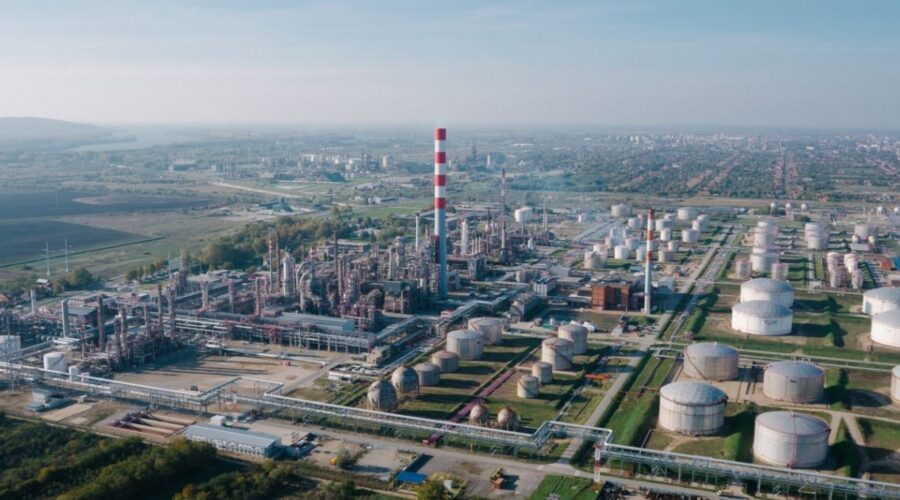 RAFINERIJA U PANČEVU NASTAVLJA SA RADOM: Amerikanci produžili licencu NIS-u do 11. decembra!