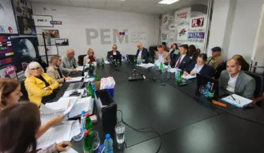 “REM je faktički otet, nismo ni glasali”: Četvoro članova Saveta demantuje da je doneta odluka protiv Nove i N1, traže povlačenje saopštenja