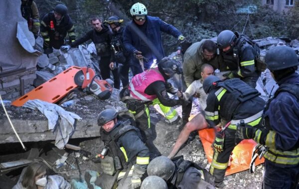 RUSKI NAPAD NA UKRAJINU: U bombardovanju poginulo 11 ljudi, najmanje troje dece!