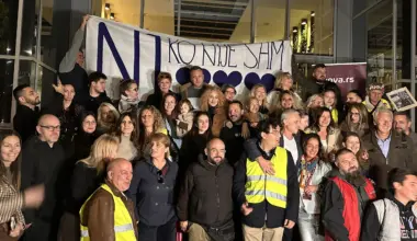 Redakcija Nova: Alpak kapital namerava da ugasi novine Nova
