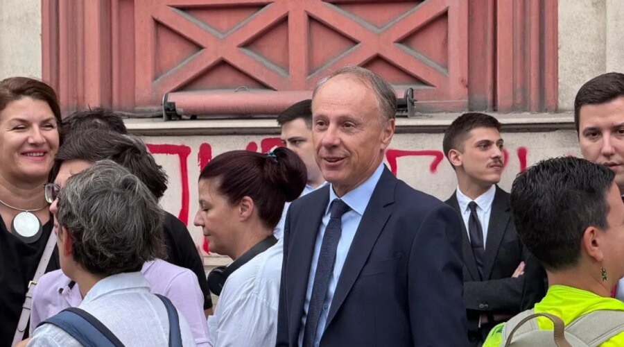 Rektor Đokić traži da se utvrdi ko je i po čijem nalogu postavio sporne uređaje na Pravnom fakultetu