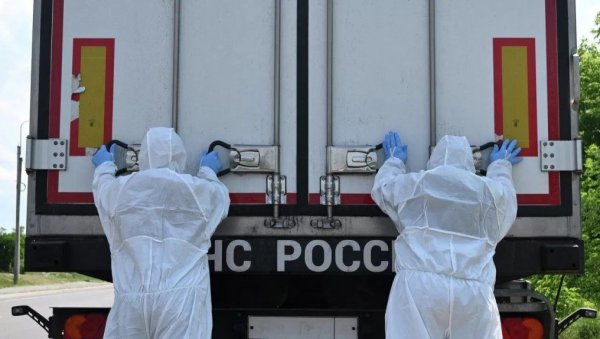 ИЗВРШЕНА РАЗМЕНА ТЕЛА ПОГИНУЛИХ У БЕЛОРУСИЈИ: Русија предала 10 пута више војника од Украјине ИЗВРШЕНА РАЗМЕНА ТЕЛА ПОГИНУЛИХ У БЕЛОРУСИЈИ: Русија предала 10 пута више војника од Украјине
