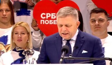 SLOVAČKI PREMIJER NA UDARU ZBOG VUČIĆA: Iz Evropskog parlamenta stigle kritike za Fica jer je prisustvovao mitingu SNS-a!