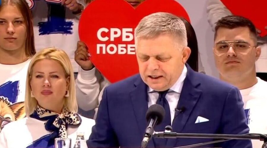 SLOVAČKI PREMIJER NA UDARU ZBOG VUČIĆA: Iz Evropskog parlamenta stigle kritike za Fica jer je prisustvovao mitingu SNS-a!
