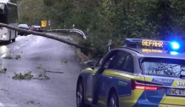 SNAŽNA OLUJA POGODILA NEMAČKU: Ima teško povređenih, hitne službe na terenu (VIDEO)
