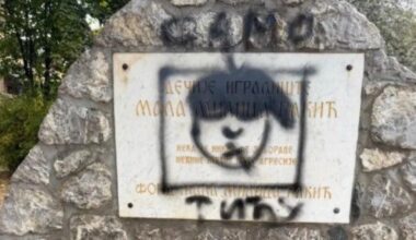 SRAMNO! Osvanuo grafit na spomen-ploči Milici Rakić