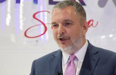 SRBI SA BLISKOG ISTOKA BESNI: “Zašto ste nas pozivali da se prijavimo ako nam ne date da glasamo!”