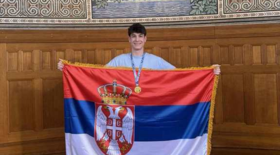 SRBIJA IMA ČIME DA SE PONOSI: Luka Smiljanić, učenik Matematičke gimnazije, osvojio srebro na prestižnom takmičenju iz fizike!
