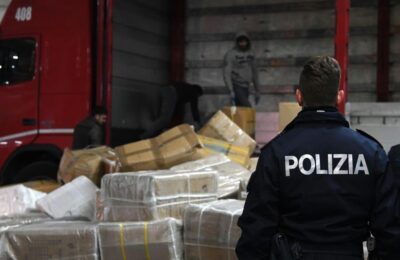 SRBIN (36) PAO U ITALIJI: Prevozio drogu vrednu 1,8 miliona evra, razotkrio ga policijski pas!