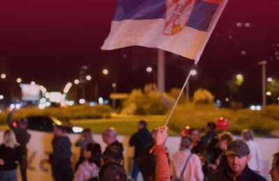 STUDENTI SE OGLASILI: „Vučićevi batinaši motkama i bejzbol palicama pretukli ljude u Ubu! Sudićemo im!“
