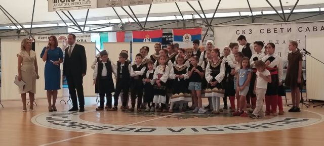 Sačuvajmo od zaborava – znanje, knjiga i tradicija povezuju generacije | Srpska dijaspora